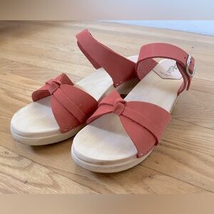 Loeffler Randal by Sven knotted two-strap clogs in muted coral red Size 9 or 39